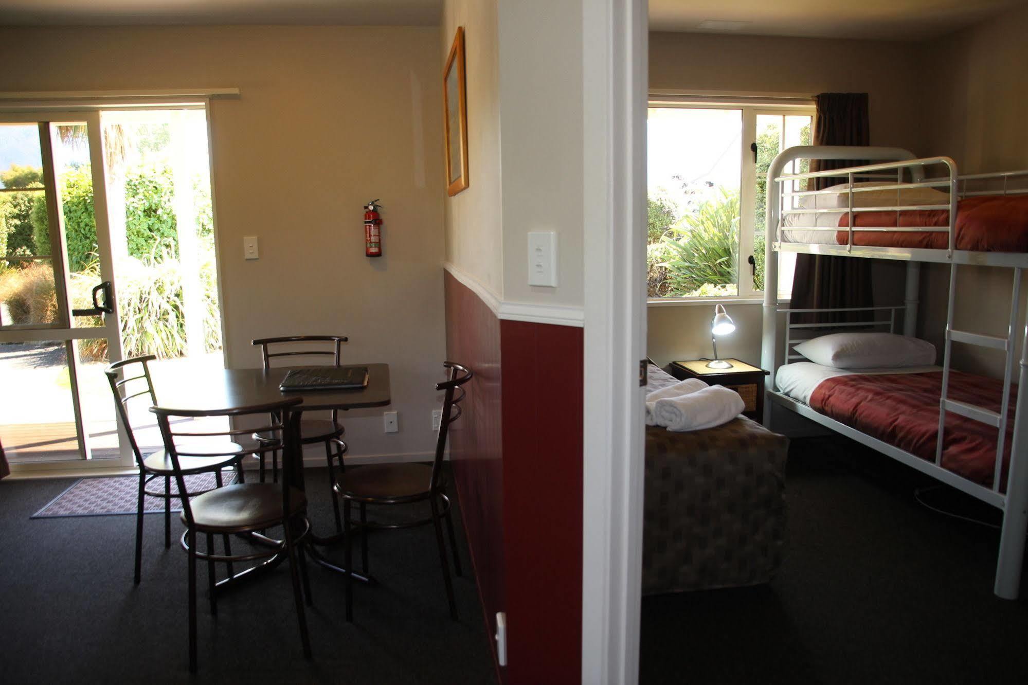 Kaikoura Cottage Motels Buitenkant foto