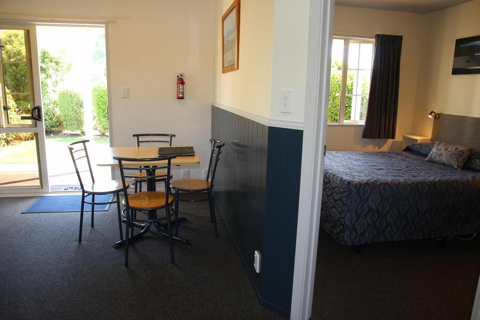 Kaikoura Cottage Motels Buitenkant foto